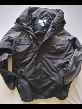 3 in 1 Versatile Columbia Interchange Windbreaker w/Removable Inner Fleece Jackt